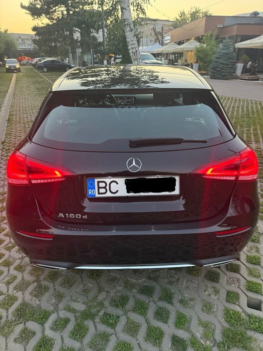 MERCEDES-BENZ A CLASS 180d 2021- Motorizare 1.5 diesel 116cp - Cutie automată