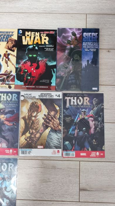 Lot Benzi Desenate Marvel si DC - Thor, Spider-Man, Avengers Sigilate