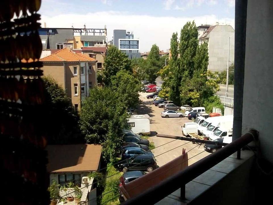 Продава се Двустаен апартамент в София, Оборище - 75 кв.м за 4267 €/кв.м - Снимка #3