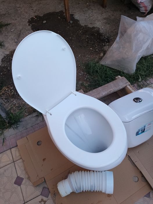 Унитаз и раковина