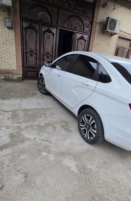 Лада ВЕСТА 1.8 2018 йил