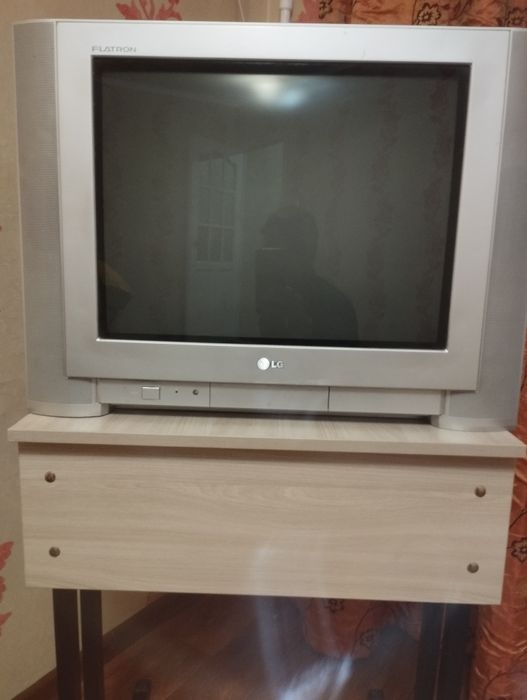 Телевизор в рабочем состоянии