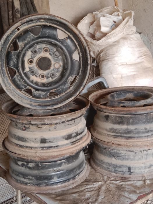 Аудига дискп сатылады 5штук парни