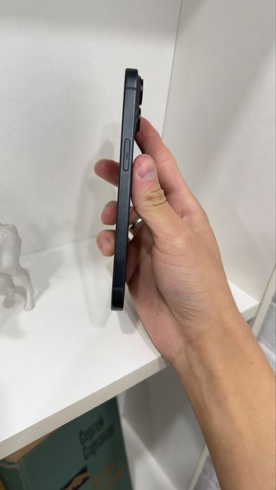 Iphone 15 128gb 92% 320 перезарядок