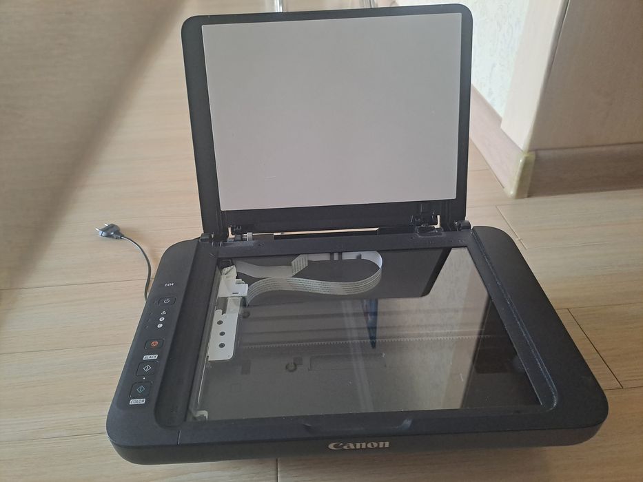 Canon PIXMA E414 (принтер / сканер / копир)