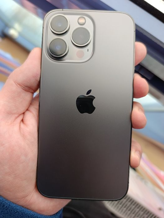 Продам iPhone 13 pro
