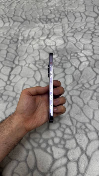 Продается телефон iphone 14 pro max