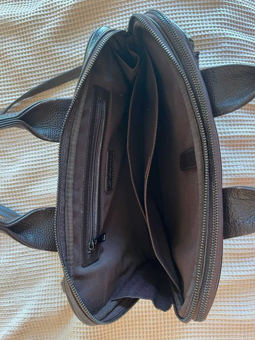 Кожена мъжка бизнес чанта Естил