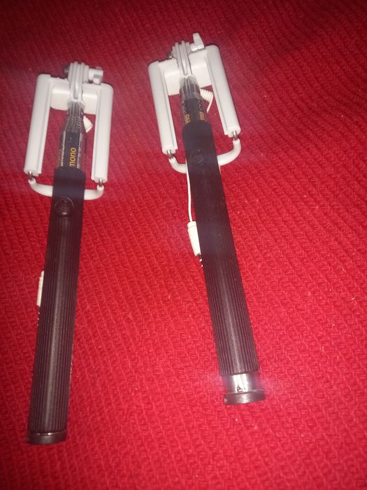 Vând selfie stick
