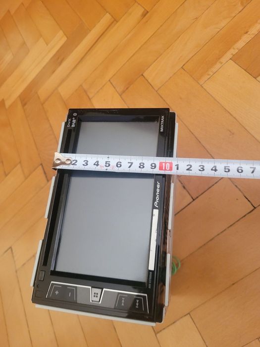 Pioneer аудио система с блутут и задна камера