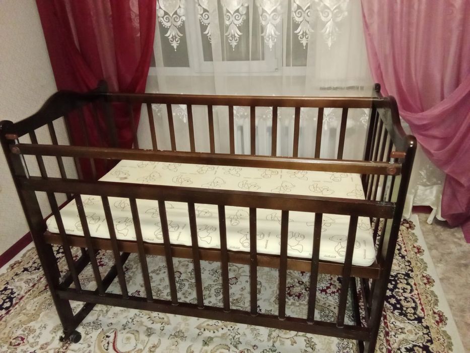 Продам детскую кровать