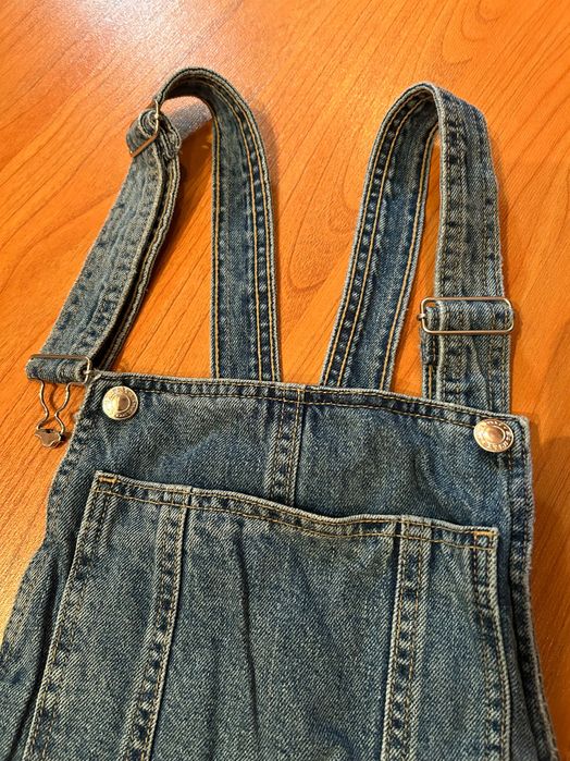 Salopetă de blugi Sinsay mărimea 36, 60 Ron