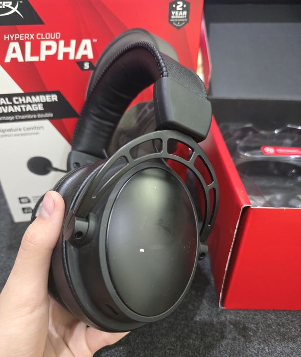 Игровые наушники HyperX Cloud Alpha S