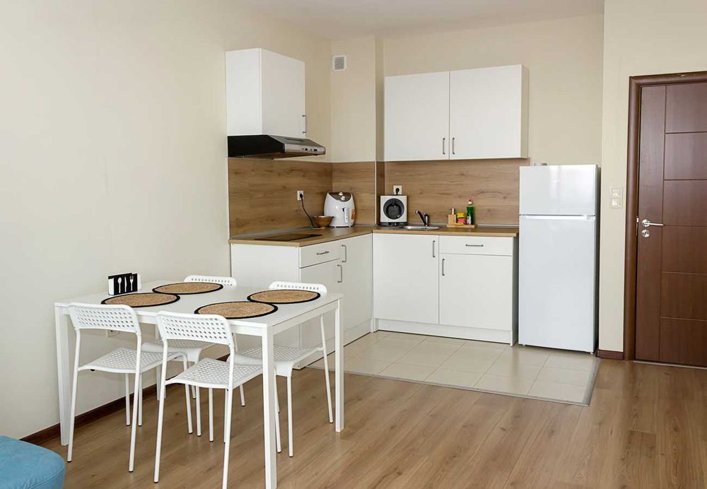 Дава се под наем Двустаен апартамент в к.к. Златни пясъци - 45 кв.м за 400 € - Снимка #3