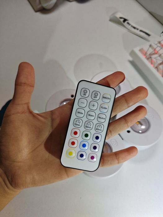 Комплект 4бр. LED RGB лампи с дистанционно – USB зареждане, Магнитни