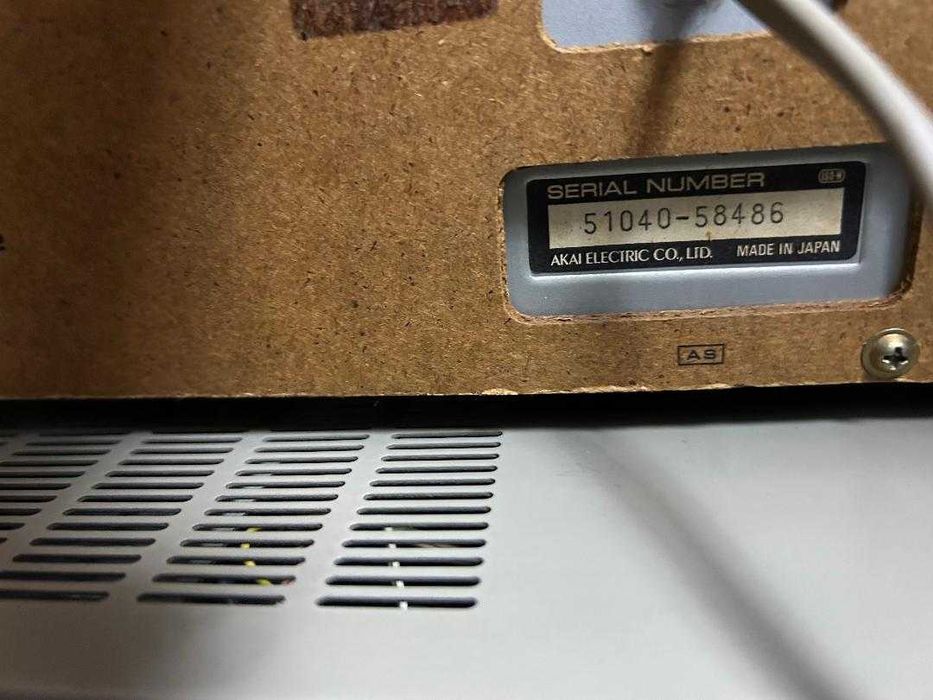 Vând set  Akai – Deck Akai CS-M02 + Amplificator Akai AM-U02