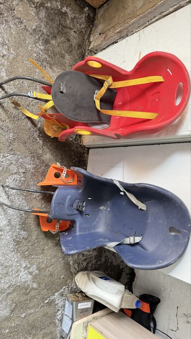 Детская скамейка для велосипеда