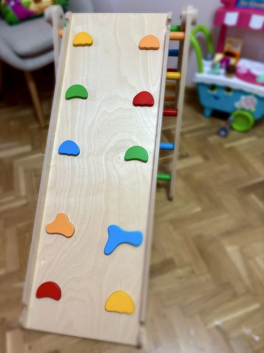 Триъгълник на Пиклер с пързалка Wooden Magic