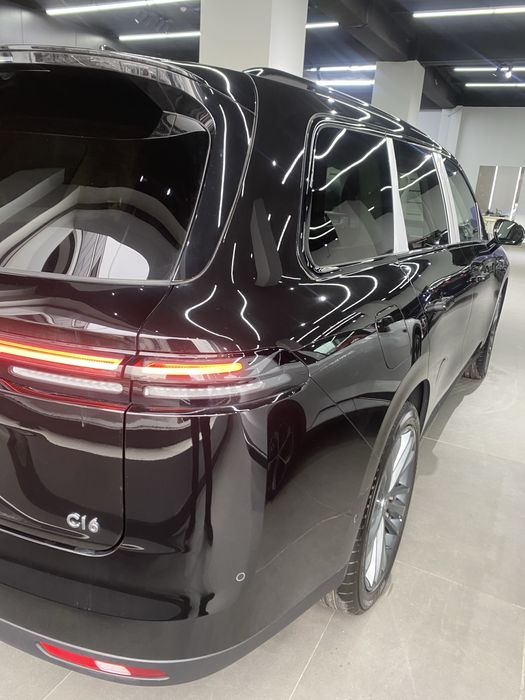 leapmotor c16 gibrid