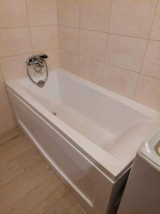 Vand Apartament 2 Camere Militari Residence