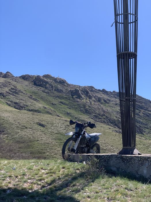 Продам avantis эндуро