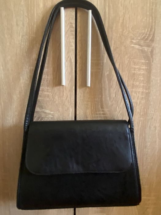 Poseta eleganta culoare neagra