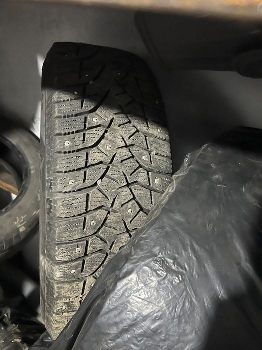 Продам шины с дисками 4 шт