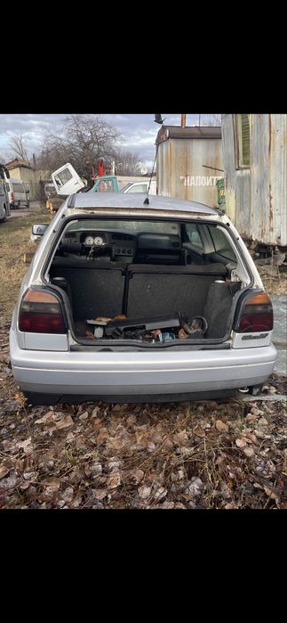 VW GOLF 3 1,6 на части