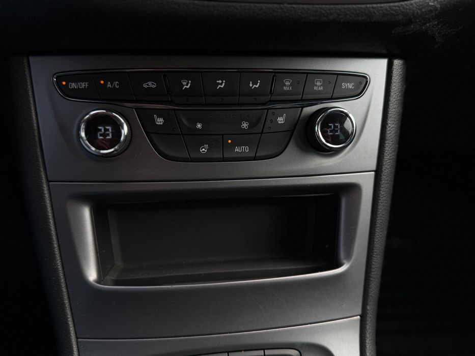 Opel Astra 1.2 Turbo 131Cp 11.2021 revizie efectuata - RAR efectuat