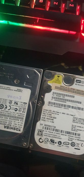 Vand 2 hdd de 500 gb