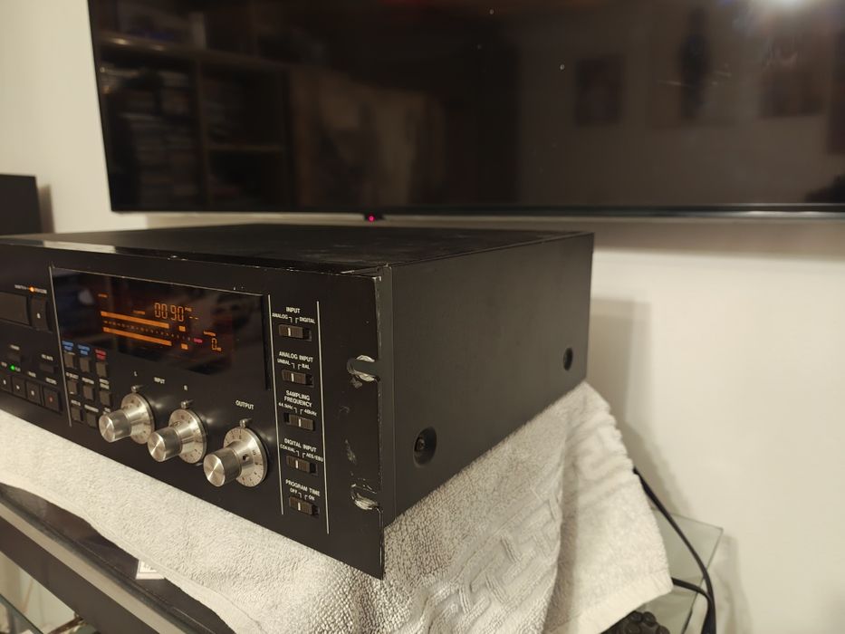 Tascam DA30 DAT audio