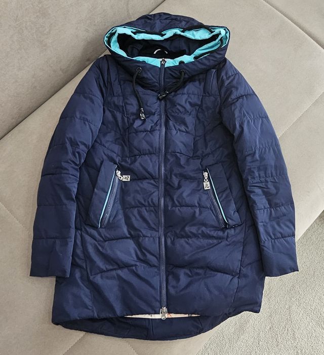 Продам куртку весна осень