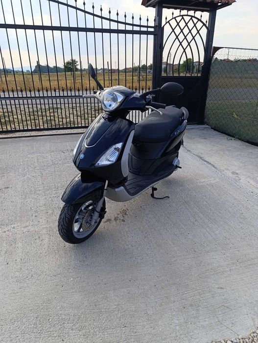 Скутер piaggio PLY