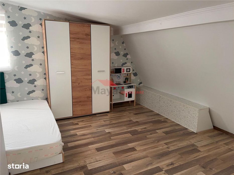 Apartament 3 camere, Decebal