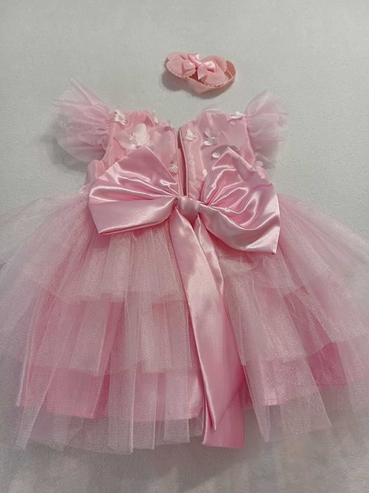 Бебешка рокля размер 74см.