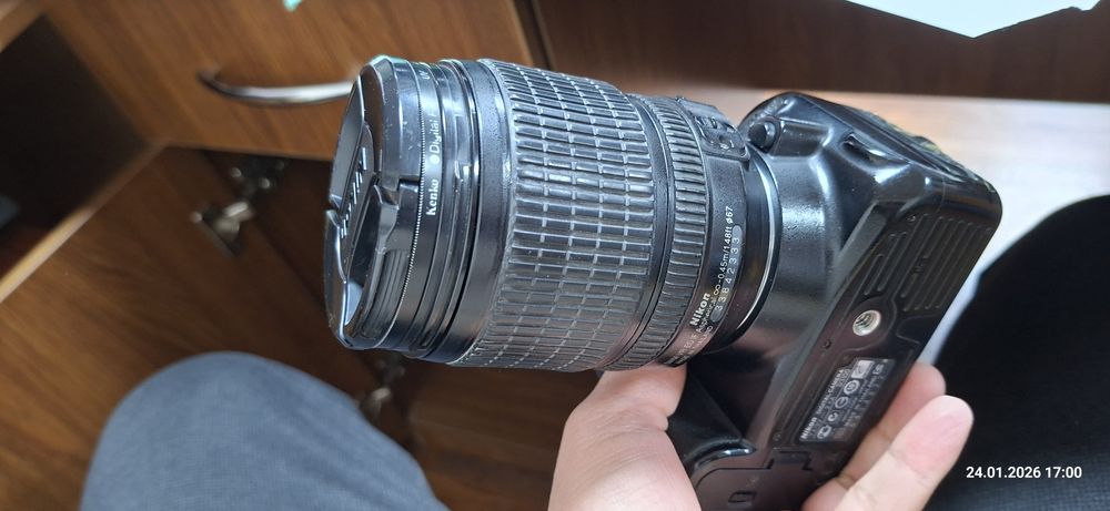 Nikon D3100 sotiladi