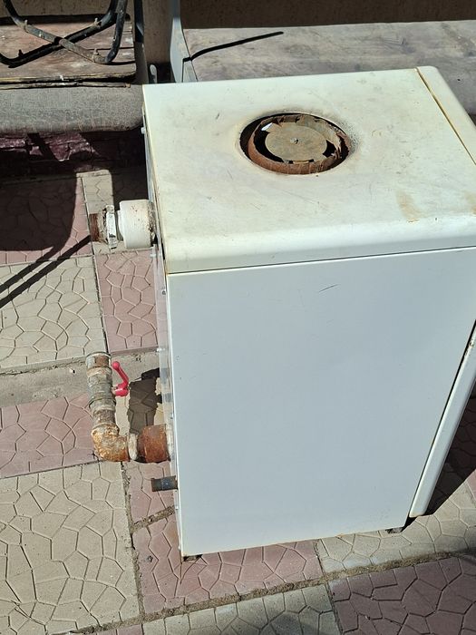 Продам отопительный газовый  котел