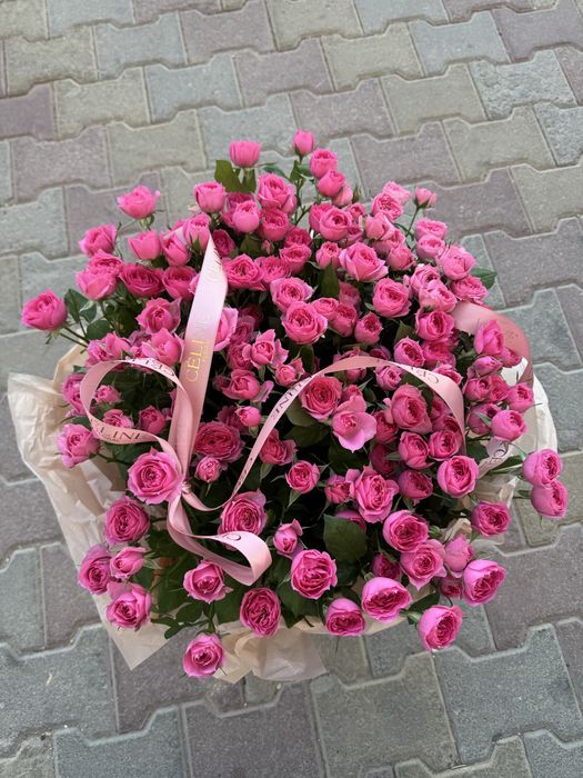 Продается свежие кустовые розы