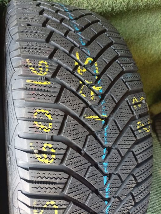 215 60 16 Goodyear m+s 2023