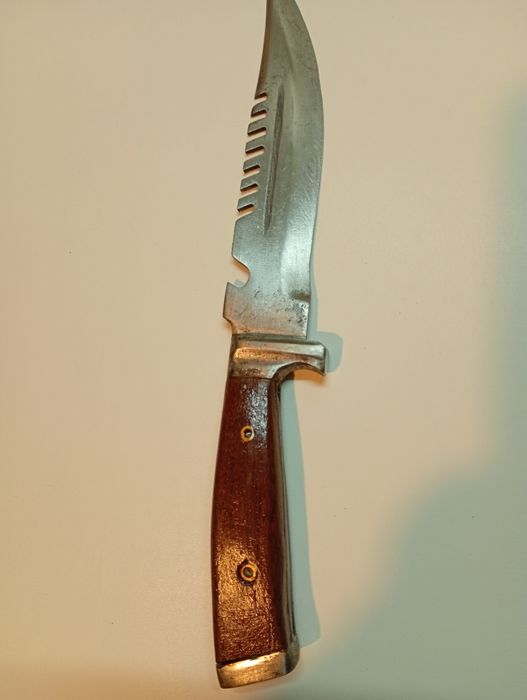 Ideal pt vănatoare pescuit și drumeții