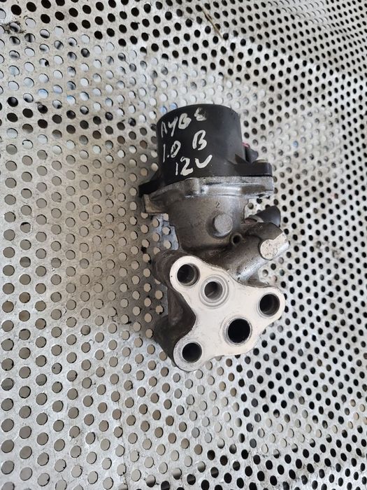 Supapa Valva Egr Toyota Aygo 1.0 Benzina 12V Euro 4 An 2004-2005-2006-2007-2008-2009-2010 Factura S