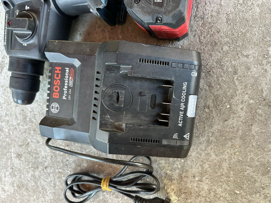 Bosch GBH 18V-21 перфоратор