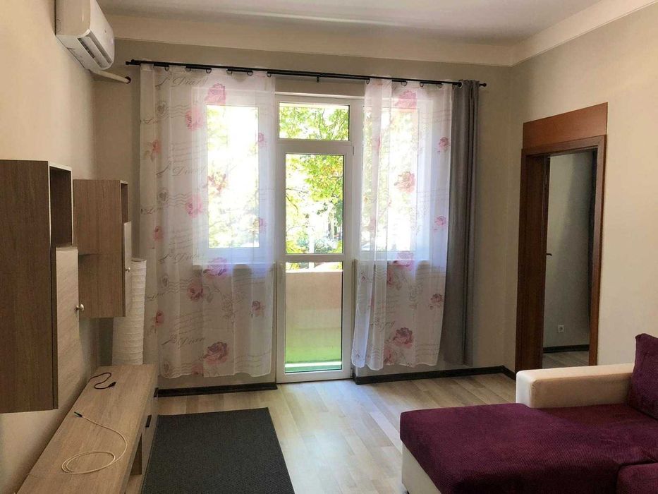 Дава се под наем Двустаен апартамент в София, Център - 70 кв.м за 650 € - Снимка #1