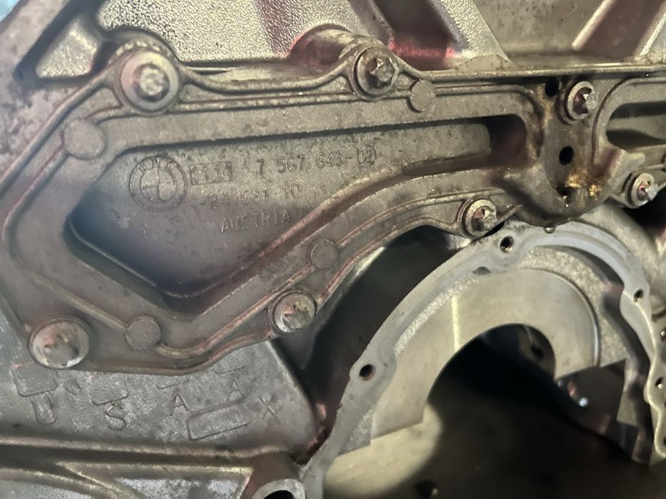 BMW N63B44B цилиндров блок 4.4 V8 BiTurbo
