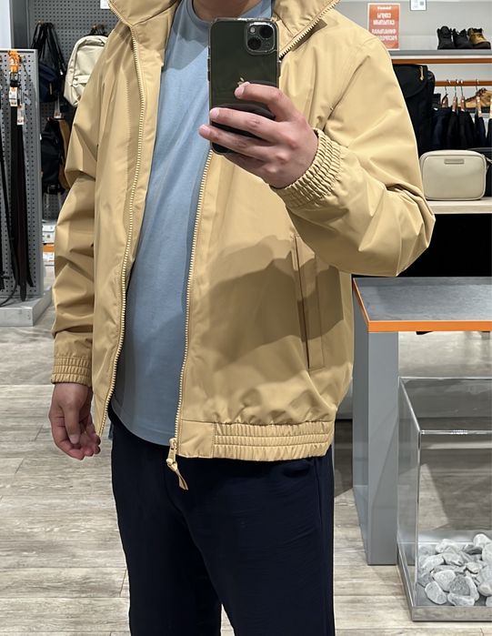 Продается ветровка Timberland