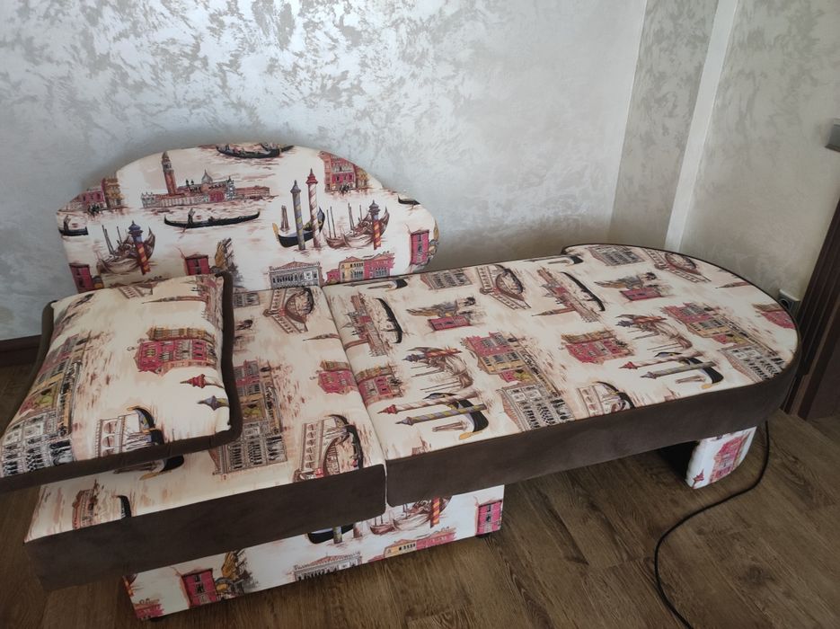 Продам диван новый