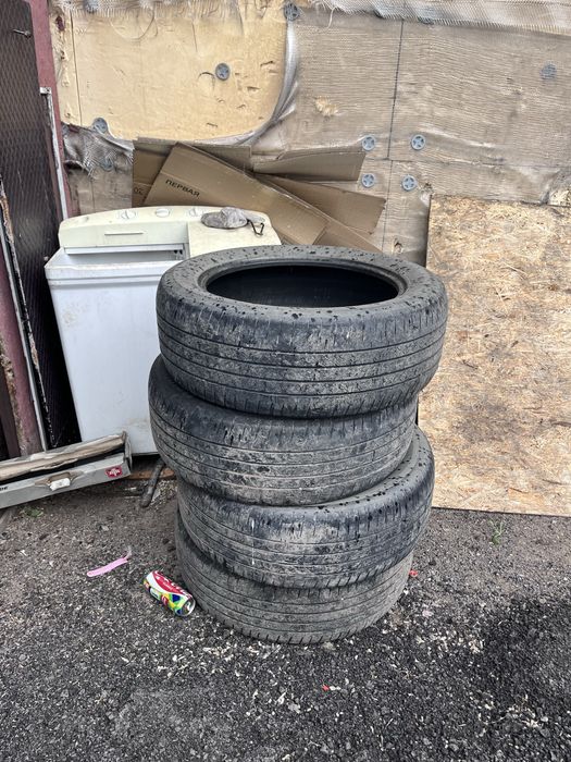 Продам 4 летние шины 19R