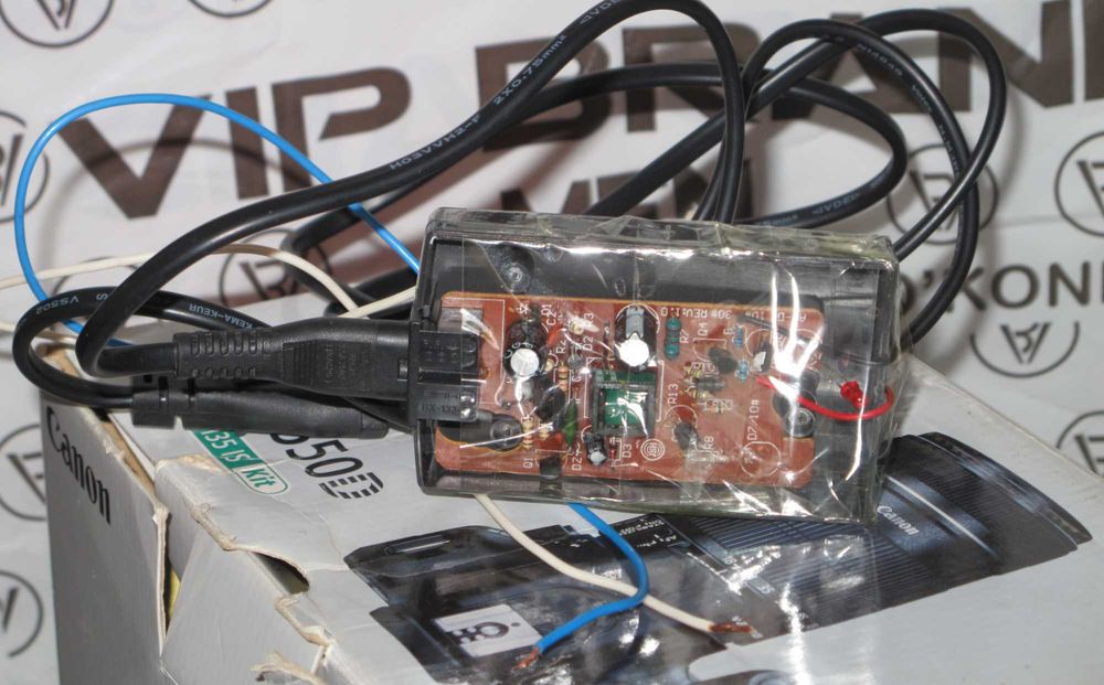 Canon 550D продам