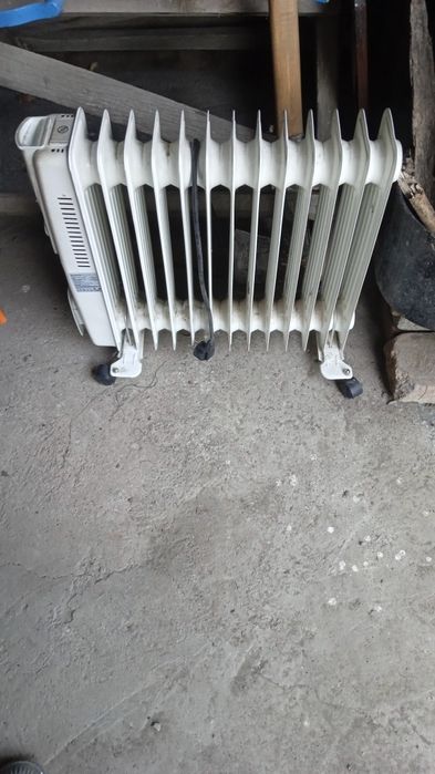 Calorifer ectric cu 12 elementi vortex