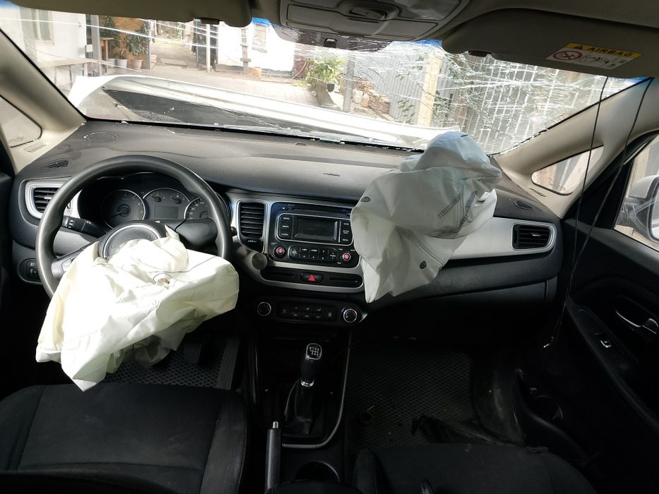 Срочно Продам машину в аварийном состоянии.